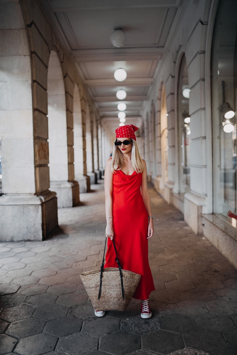 red-slip-dress-zara-converse-sneakers-bandana-outfit